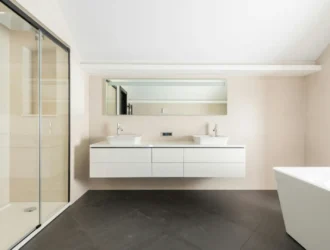 Walk-In Showers and Tubs for Seniors