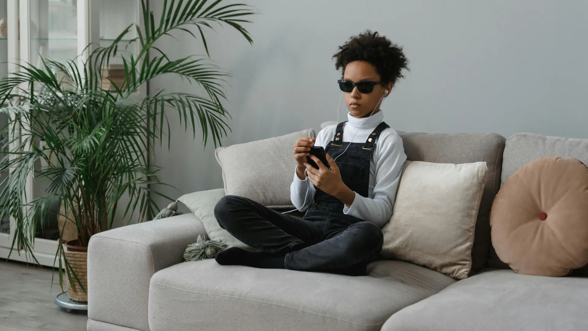Best Phones and Apps for Blind People