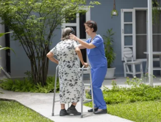 elderly mobility scale